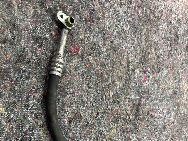 bontott AUDI A4 B7 Klíma Cső