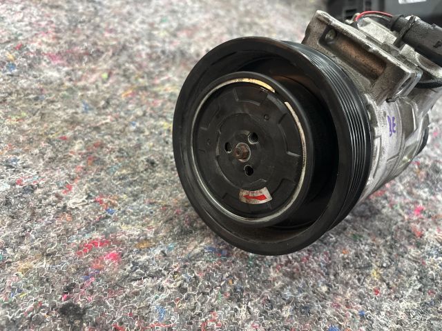 bontott AUDI A4 B7 Klímakompresszor