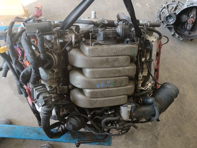 bontott AUDI A4 B7 Komplett Motor (Segédberendezésekkel)