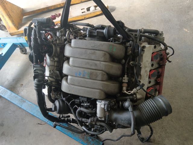 bontott AUDI A4 B7 Komplett Motor (Segédberendezésekkel)