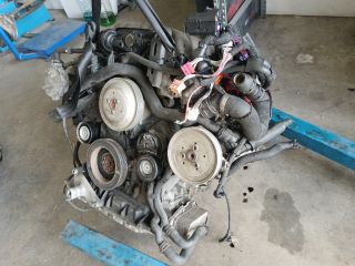 bontott AUDI A4 B7 Motor (Fűzött blokk hengerfejjel)
