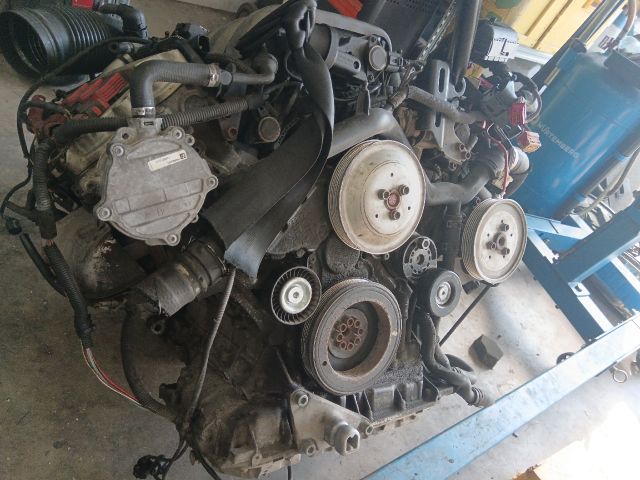 bontott AUDI A4 B7 Motor (Fűzött blokk hengerfejjel)
