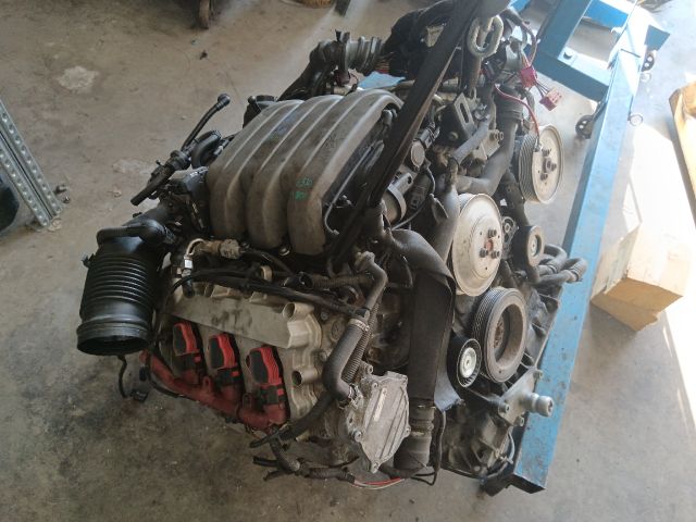 bontott AUDI A4 B7 Motor (Fűzött blokk hengerfejjel)