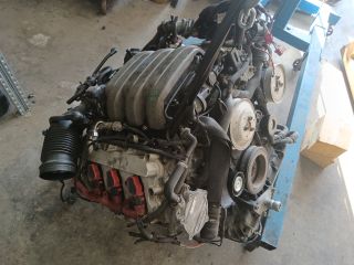 bontott AUDI A4 B7 Motor (Fűzött blokk hengerfejjel)