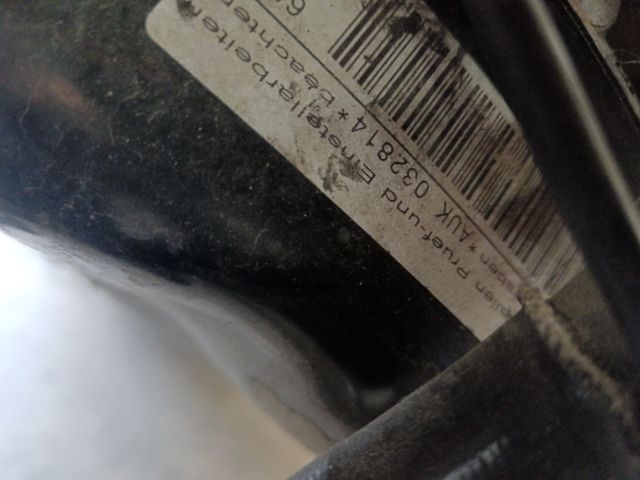 bontott AUDI A4 B7 Motor (Fűzött blokk hengerfejjel)