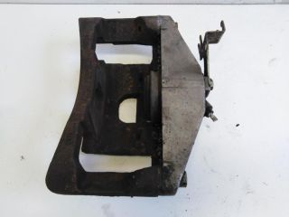 bontott AUDI A4 B7 Bal első Féknyereg Munkahengerrel