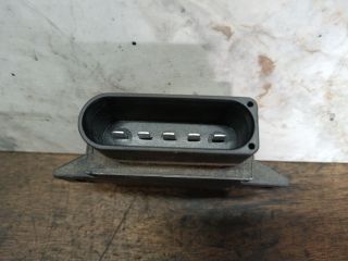 bontott AUDI A4 B7 Üzemanyag Szivattyú Relé