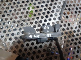 bontott AUDI A4 B7 Ablakemelő Kapcsoló Négyes / Kettes