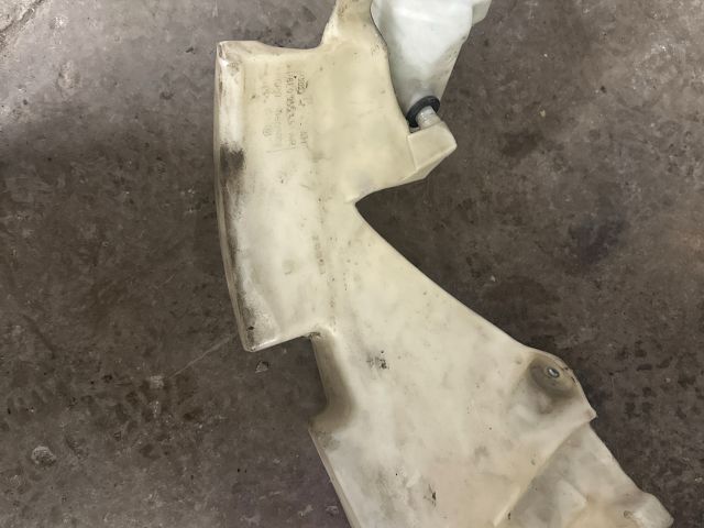 bontott AUDI A4 B7 Ablakmosó Tartály