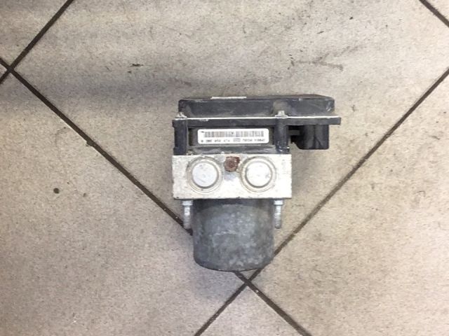 bontott AUDI A4 B7 ABS Kocka