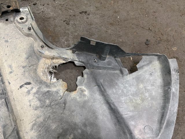 bontott AUDI A4 B7 Alsó Motorburkolat