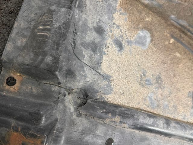 bontott AUDI A4 B7 Alsó Motorburkolat