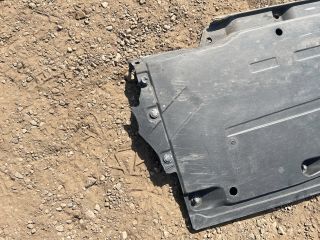 bontott AUDI A4 B7 Alsó Padlólemez Burkolat