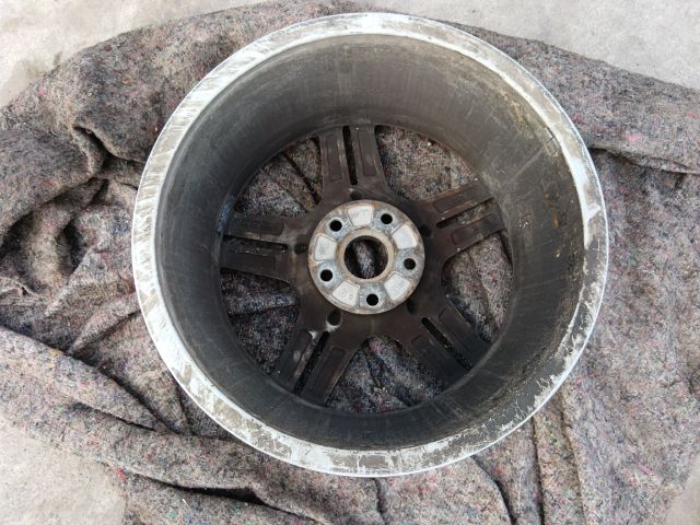 bontott AUDI A4 B7 Alufelni (1 db)