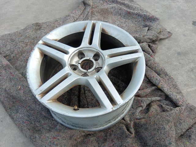 bontott AUDI A4 B7 Alufelni (1 db)