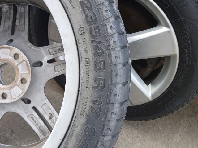 bontott AUDI A4 B7 Alufelni Gumival (1 db)