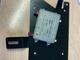 bontott AUDI A4 B7 Antenna Erősítő