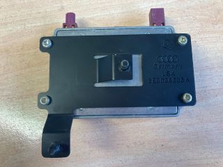 bontott AUDI A4 B7 Antenna Erősítő