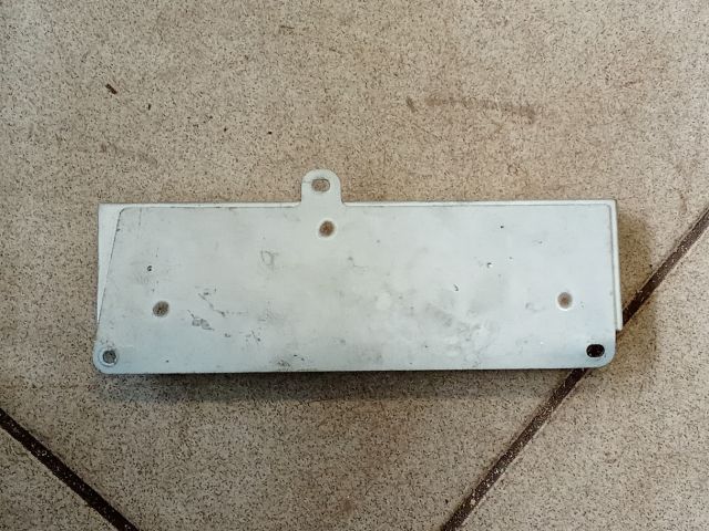 bontott AUDI A4 B7 Antenna Erősítő