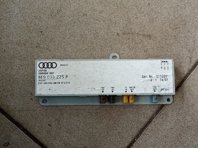 bontott AUDI A4 B7 Antenna Erősítő