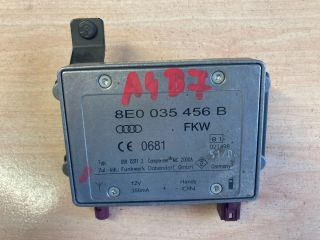 bontott AUDI A4 B7 Antenna Erősítő