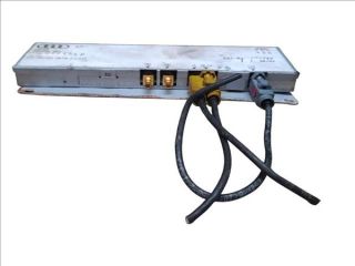 bontott AUDI A4 B7 Antenna Erősítő