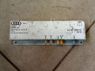 bontott AUDI A4 B7 Antenna Erősítő