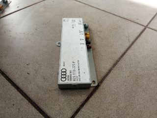 bontott AUDI A4 B7 Antenna Erősítő