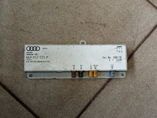 bontott AUDI A4 B7 Antenna Erősítő