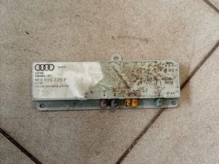 bontott AUDI A4 B7 Antenna Erősítő