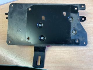 bontott AUDI A4 B7 Antenna Erősítő