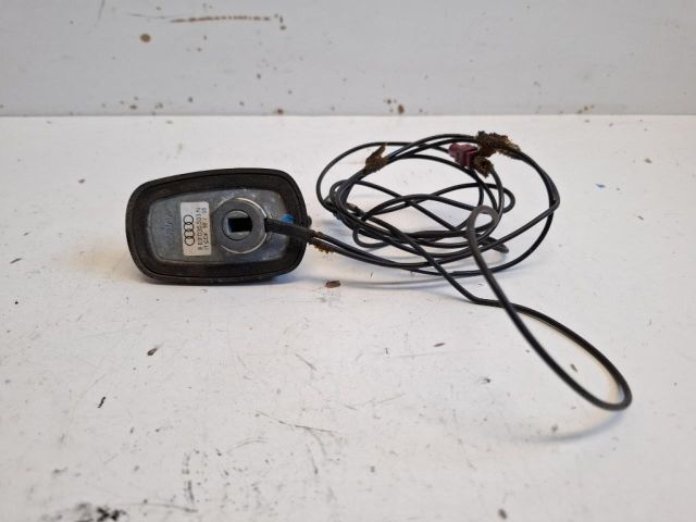bontott AUDI A4 B7 Antenna