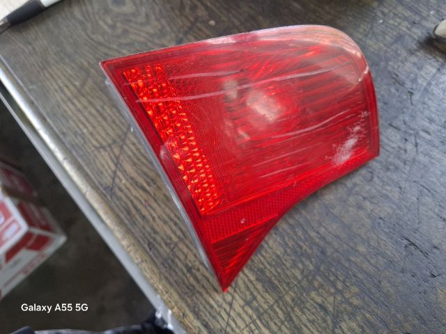 bontott AUDI A4 B7 Bal Belső Hátsó Lámpa