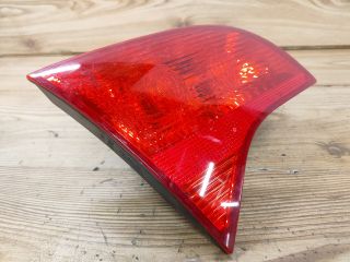 bontott AUDI A4 B7 Bal Belső Hátsó Lámpa