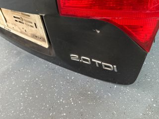 bontott AUDI A4 B7 Bal Belső Hátsó Lámpa