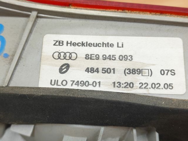 bontott AUDI A4 B7 Bal Belső Hátsó Lámpa