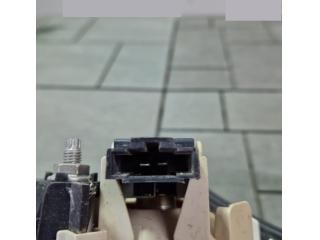 bontott AUDI A4 B7 Bal Belső Hátsó Lámpa