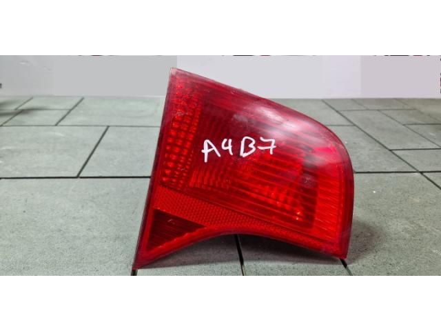 bontott AUDI A4 B7 Bal Belső Hátsó Lámpa