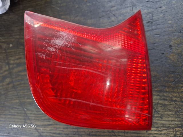 bontott AUDI A4 B7 Bal Belső Hátsó Lámpa