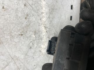 bontott AUDI A4 B7 Bal első Ablakemelő Kapcsoló