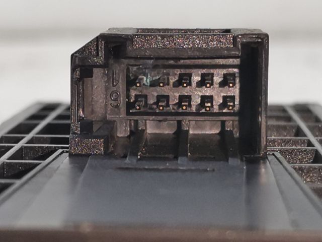 bontott AUDI A4 B7 Bal első Ablakemelő Kapcsoló