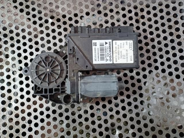 bontott AUDI A4 B7 Bal első Ablakemelő Motor