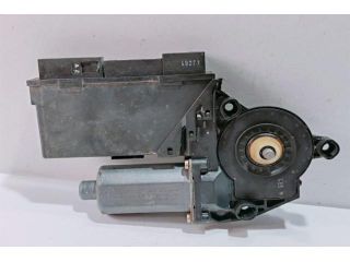 bontott AUDI A4 B7 Bal első Ablakemelő Motor