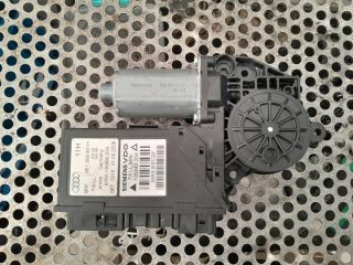 bontott AUDI A4 B7 Bal első Ablakemelő Motor