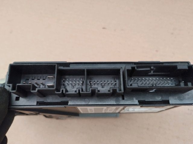 bontott AUDI A4 B7 Bal első Ablakemelő Motor