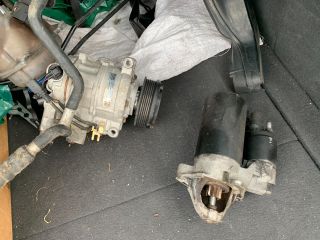 bontott AUDI A4 B7 Bal első Ablaktörlő Kar