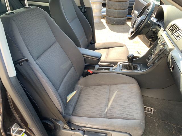 bontott AUDI A4 B7 Bal első Ablaktörlő Kar