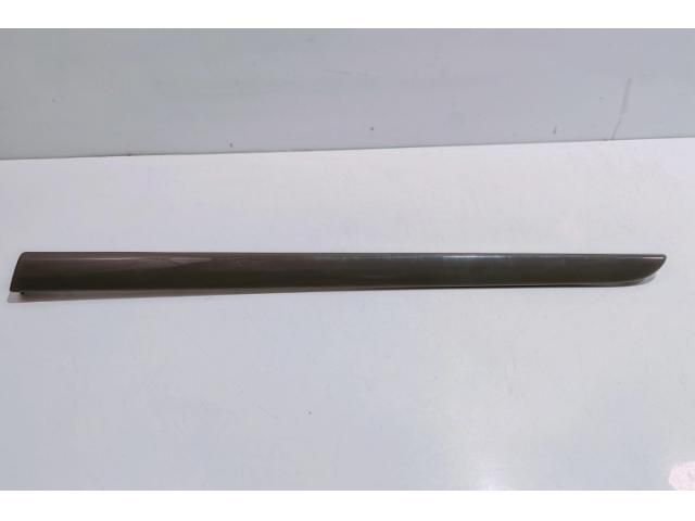 bontott AUDI A4 B7 Bal első Ajtó Díszléc