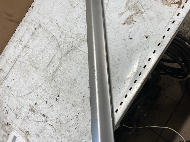 bontott AUDI A4 B7 Bal első Ajtó Díszléc