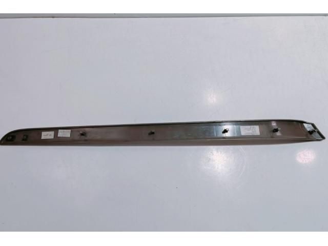 bontott AUDI A4 B7 Bal első Ajtó Díszléc